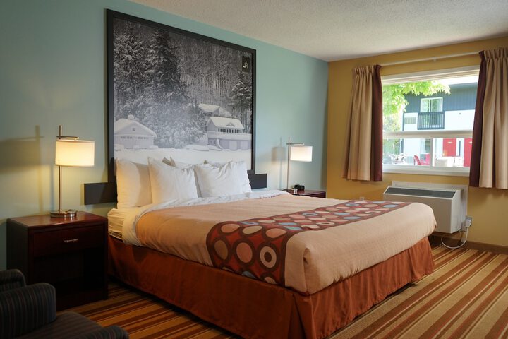 Room 43 of 125