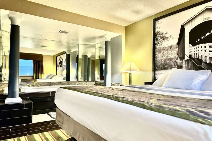 Room 21 of 41