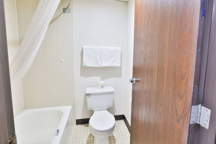 OYO Hotel Pipestone MN Canterbury Park