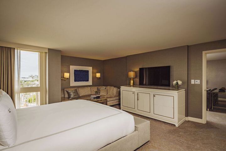LErmitage Beverly Hills