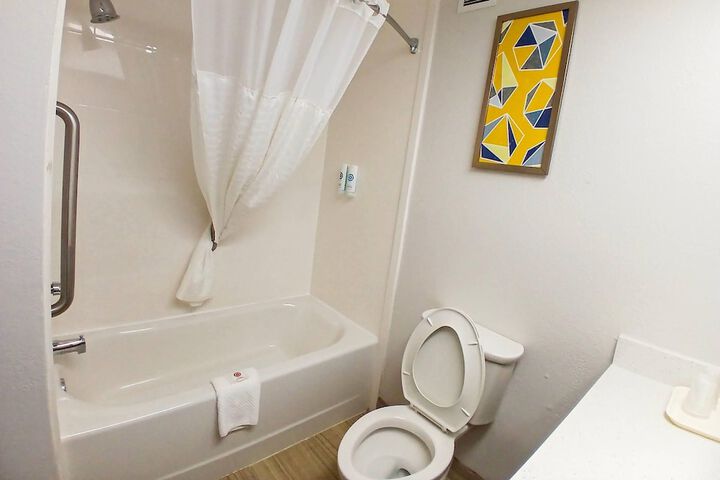Comfort Inn Marion near Downtown & Blue Ridge PKWY