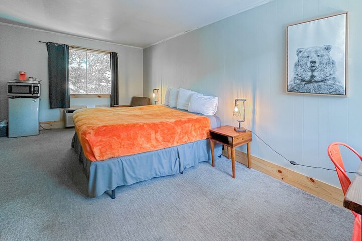 Room 44 of 89