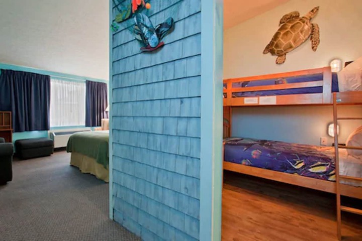 Room 13 of 63