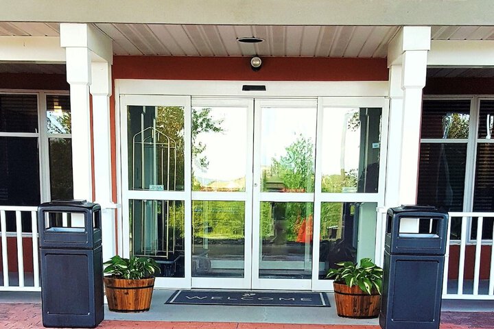 Country Inn & Suites by Radisson Harrisburg West Mechanicsburg
