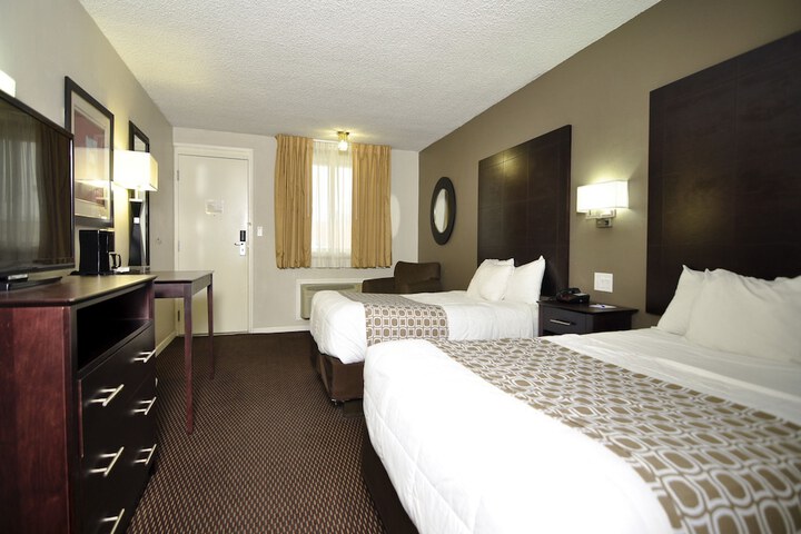 Room 16 of 36