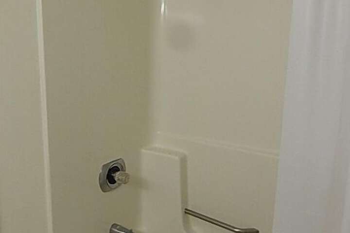 Room 17 of 42