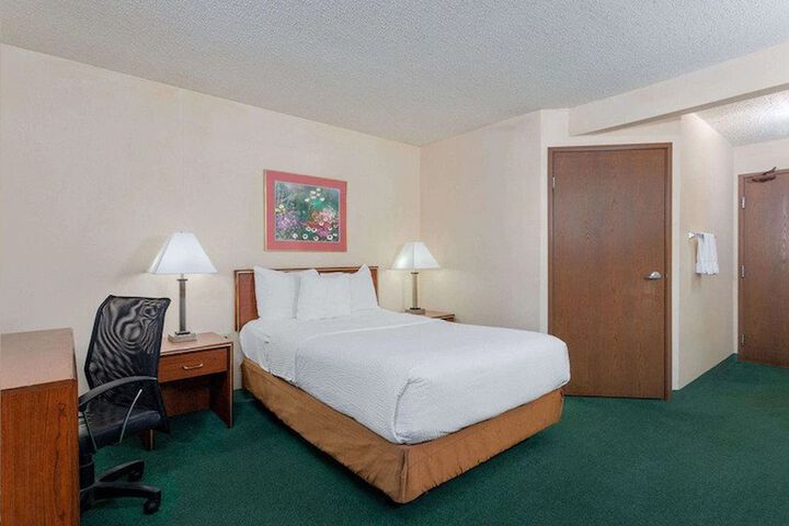 Room 37 of 52