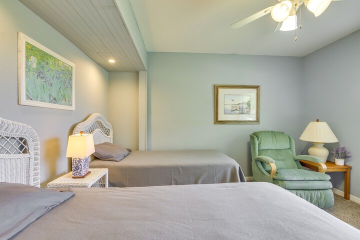 Waterfront Lake Placid Home w / Yard & Boat Launch!