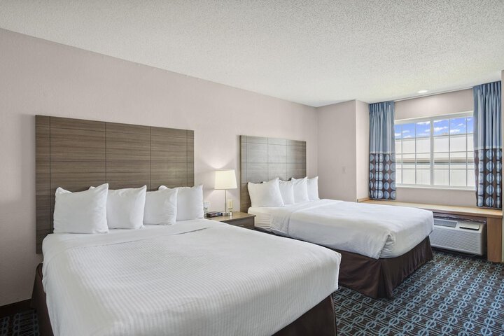 Sonesta Essential Hotels & Suites Kansas City / Blue Springs