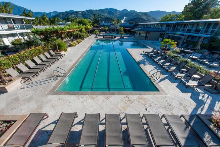 Calistoga Spa Hot Springs - Authentic Hot Springs Spa & Resort