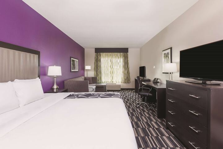 Room 22 of 27