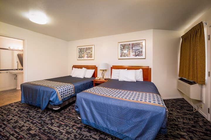 Riverview Lodge