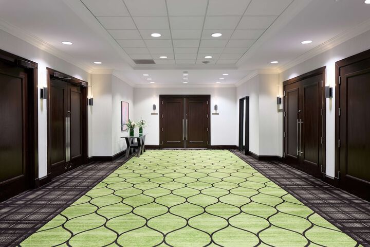 DoubleTree by Hilton Montreal