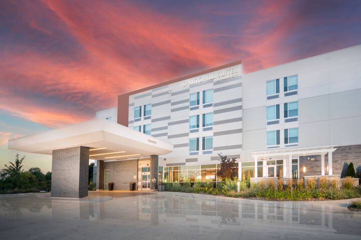 Hotel 3 of 71