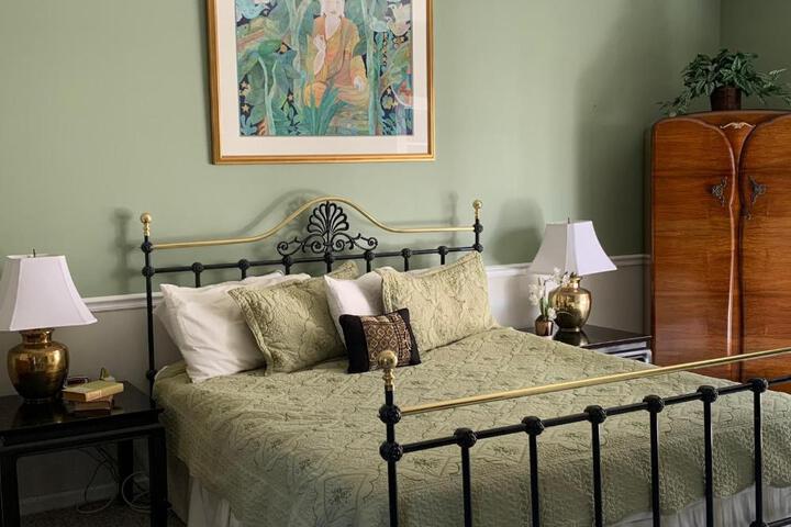 The Inn at Benicia Bay