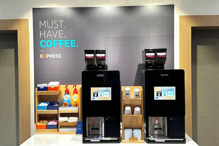 Breakfast/Coffee Service 46 of 51