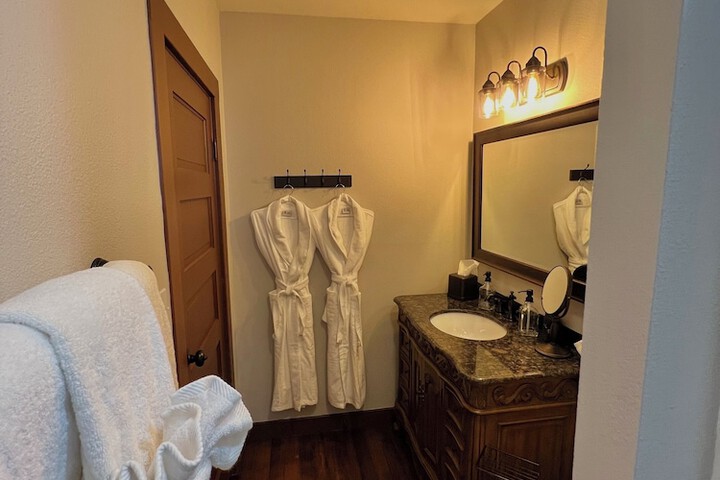 Room 31 of 37