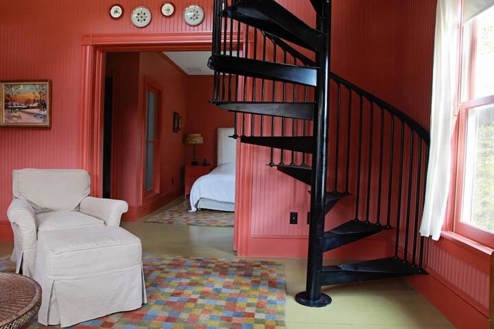 Room 57 of 104