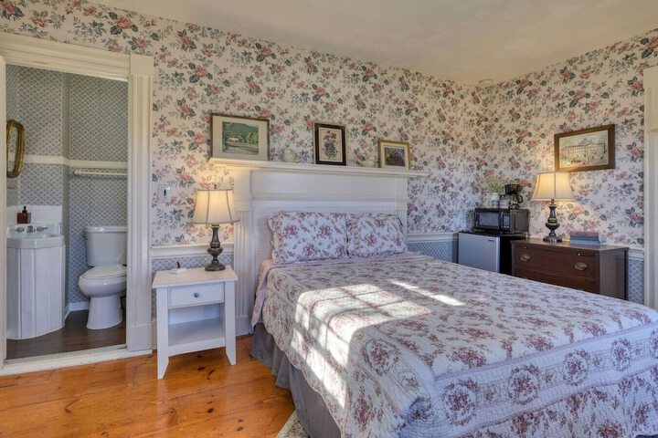 Open Hearth Inn