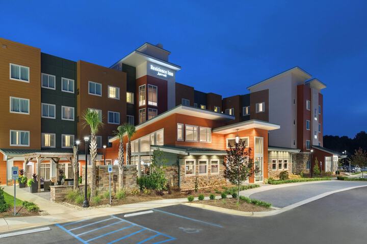 Hotel 2 of 23