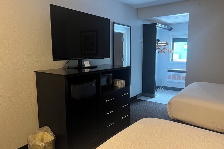 Best Western Lakewinds