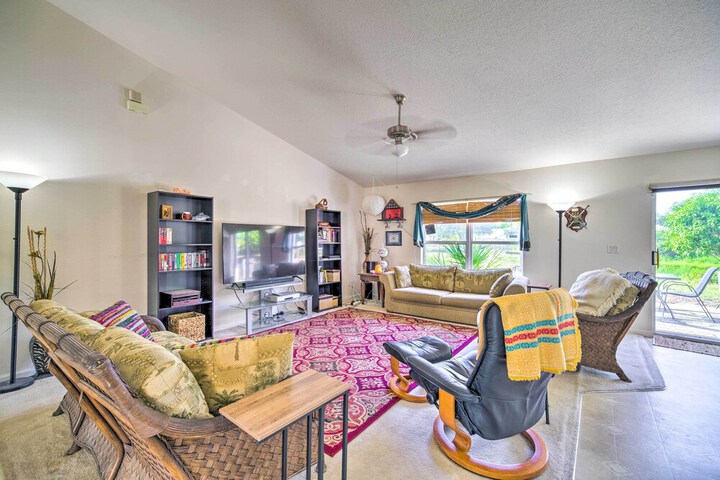 banzai Palm Bay Home Near Parks & Beaches!