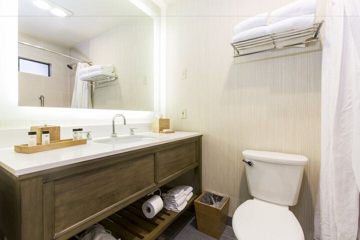 Room 20 of 48