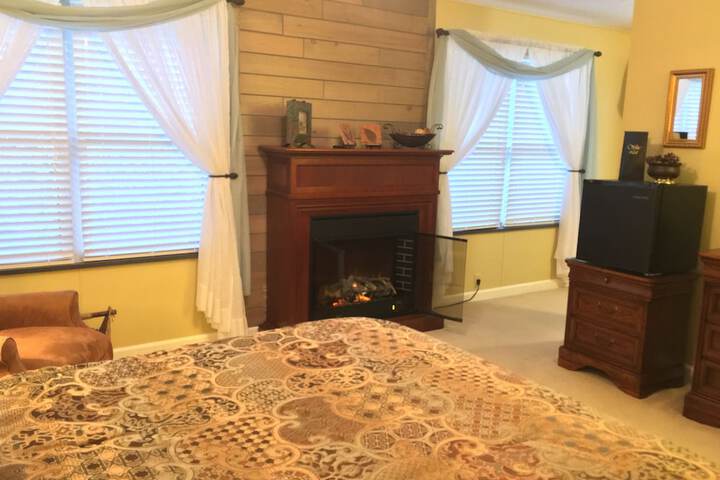 Room 17 of 73