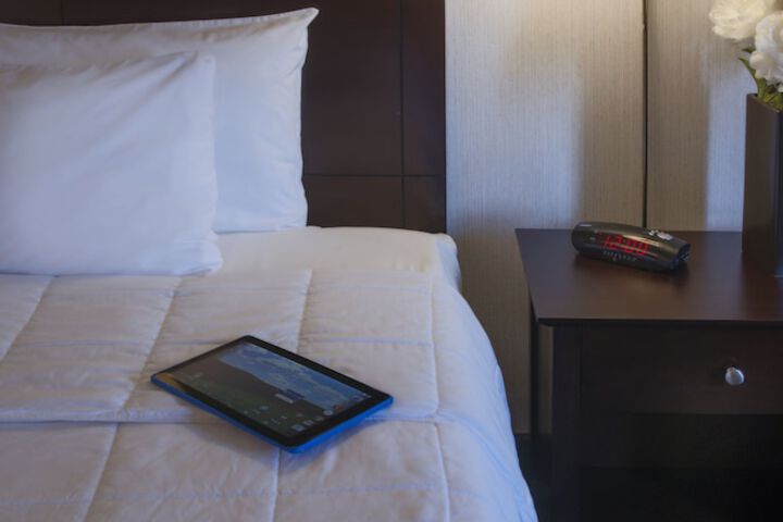 Meadowlands Plaza Hotel