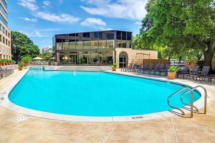 Pool 4 of 63