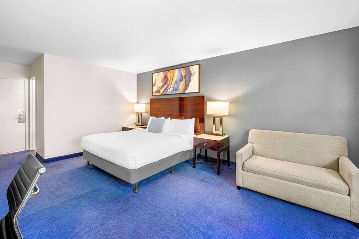 Room 36 of 51