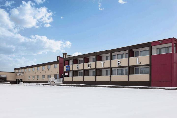 Hotel 2 of 53