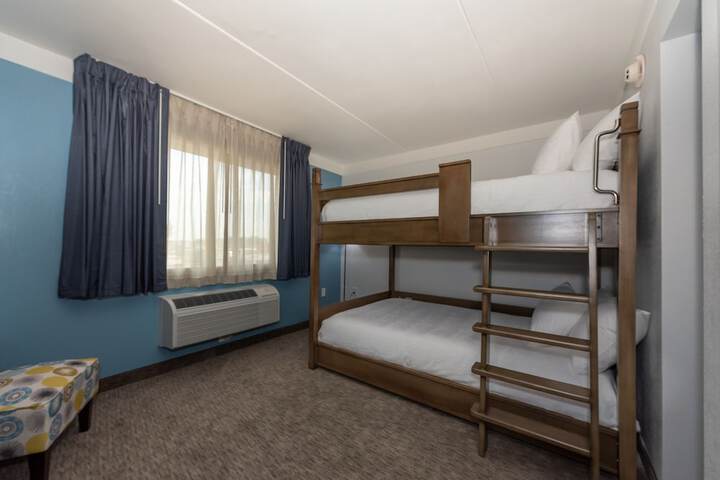 Room 20 of 31
