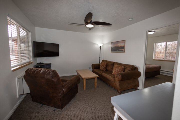 Austins Chuckwagon Lodge