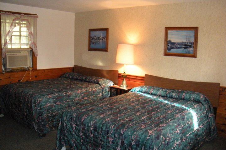 Room 12 of 37