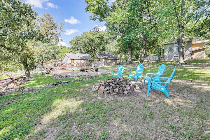 Deck + Dock Access: Lakefront Grove Cabin!