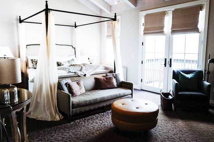 Room 43 of 75