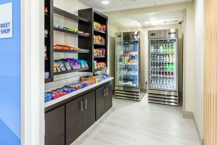 Holiday Inn Express Hotel & Suites Bastrop by IHG