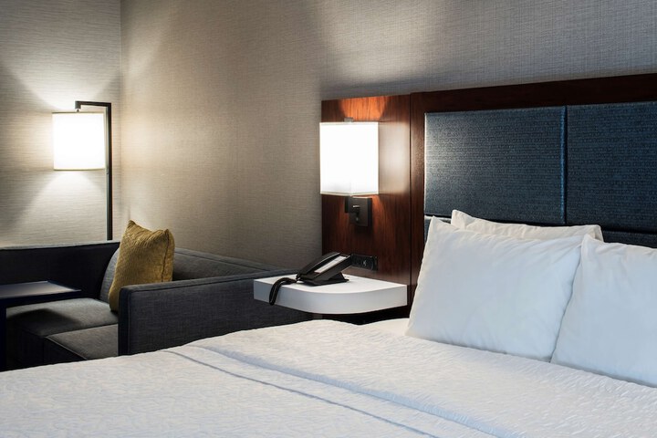 Hampton Inn & Suites Chicago / Lincolnshire