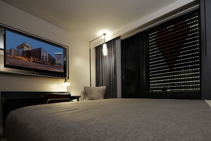 Room 46 of 69