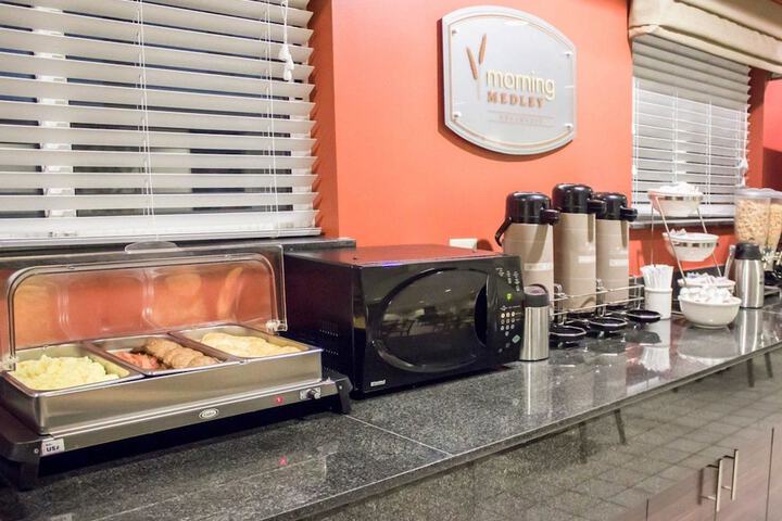 Breakfast/Coffee Service 24 of 29