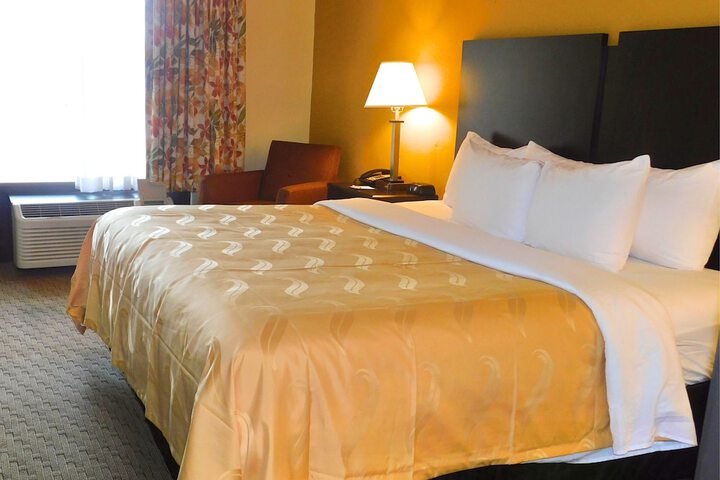 Room 15 of 22