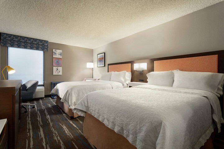 Room 14 of 22