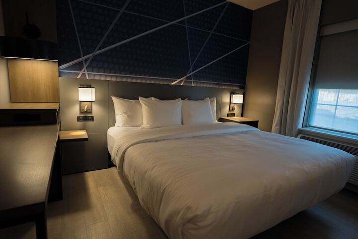 Comfort Inn & Suites River City Decatur