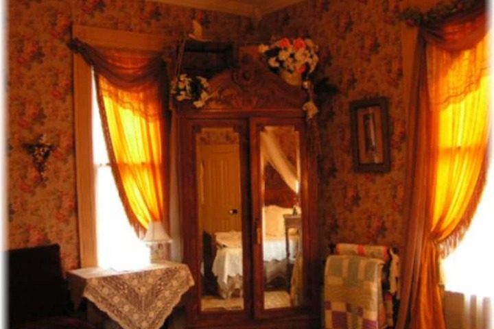 Room 59 of 108