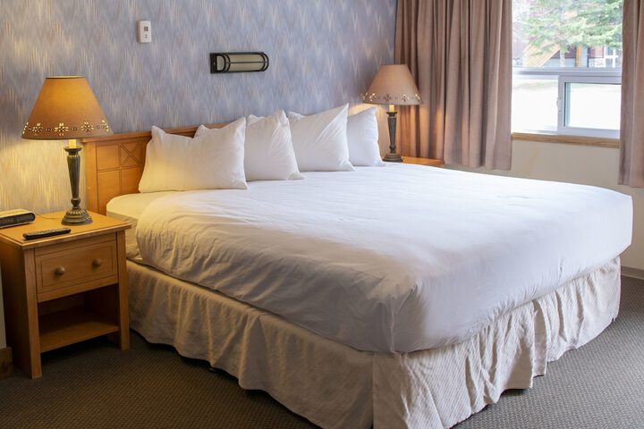 Aspen Village Inn