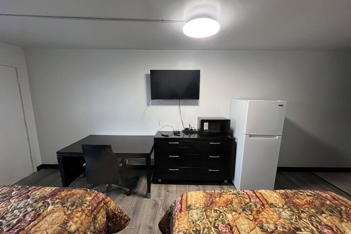 Economy Inn