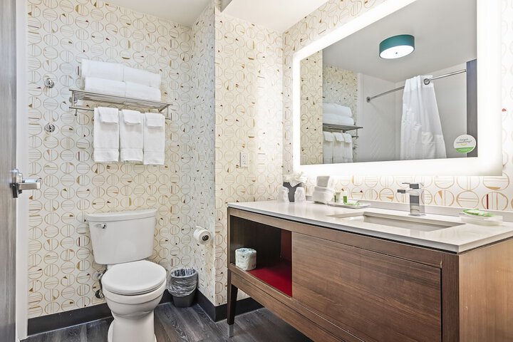 Room 15 of 65