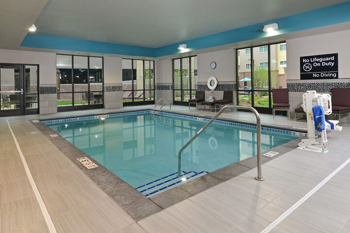 Hampton Inn & Suites Des Moines Downtown