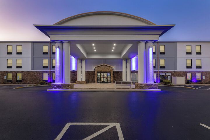 Holiday Inn Express Chillicothe East by IHG